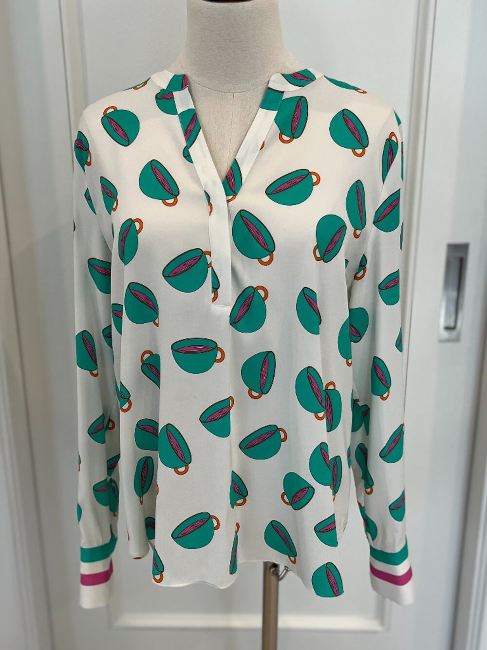 Herzen's Angelegeheit Teacup Silk Long-Sleeved Blouse Size EU 36